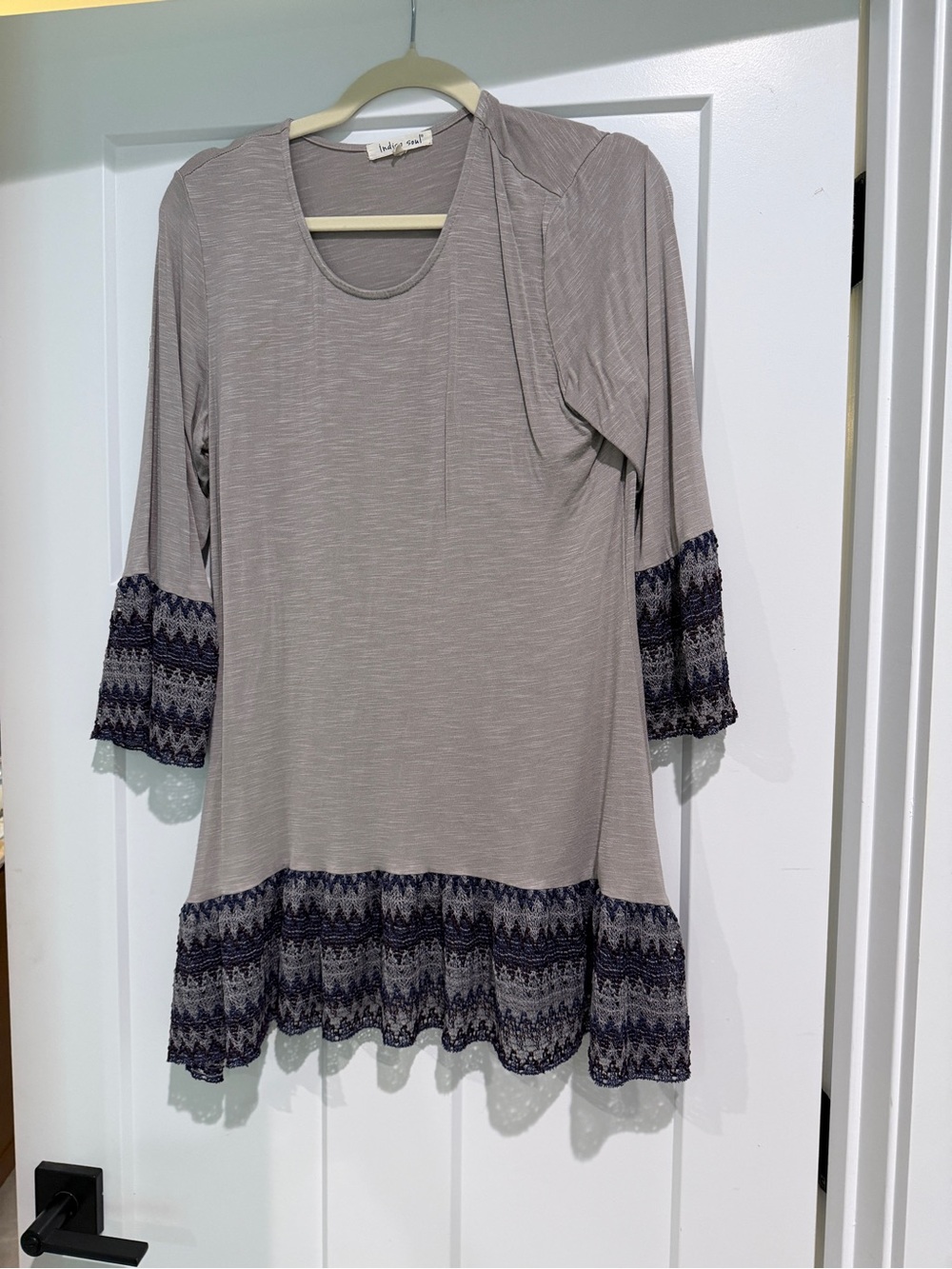 INDIGO SOUL Taupe Knit Tunic with Navy Lace Trim-Size S